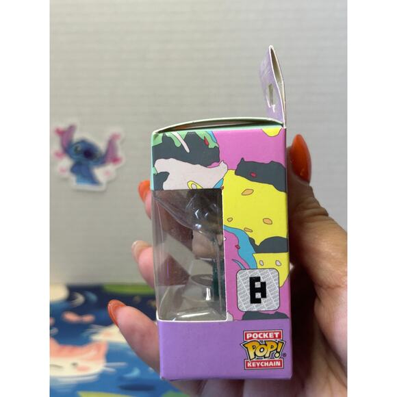 Funko POP Keychain BTS - Dynamite - V - Picture 5 of 9